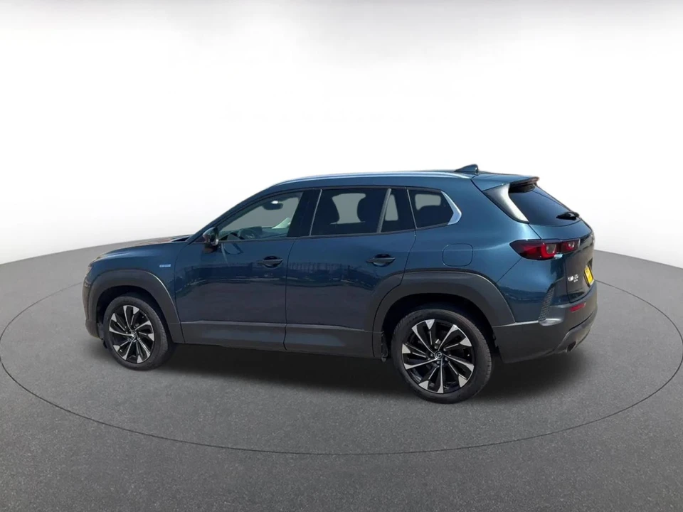 2025 Mazda CX-50 - Image 12 of 31