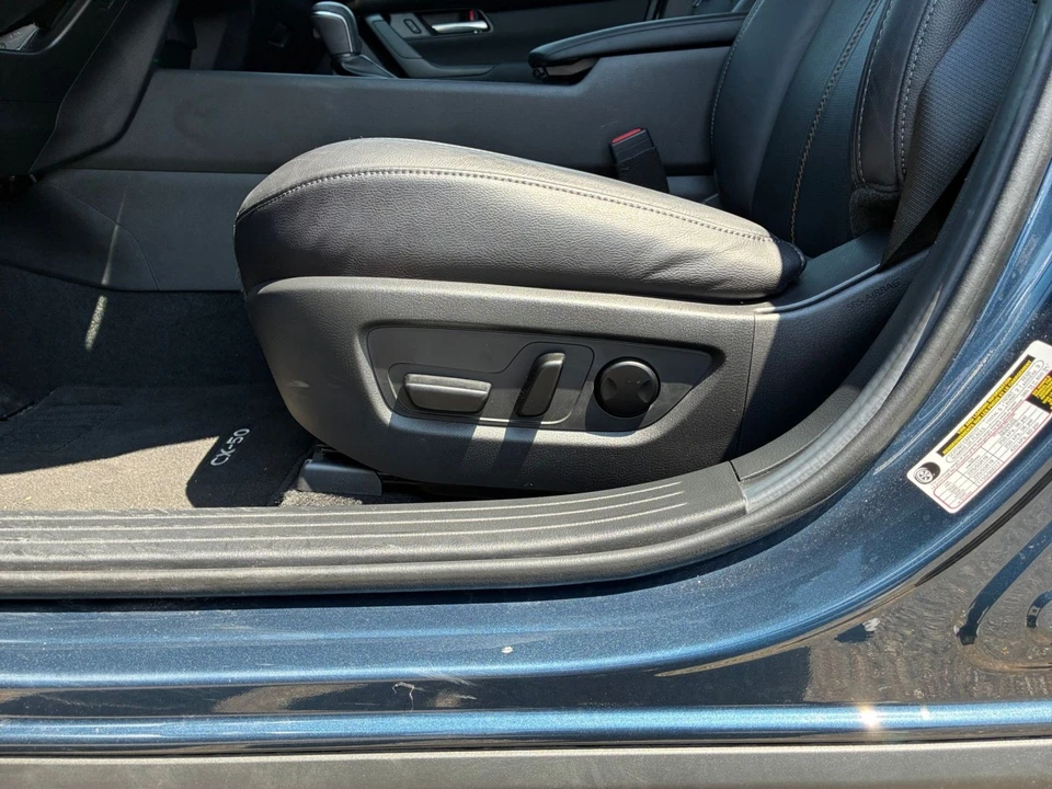 2025 Mazda CX-50 - Image 24 of 31