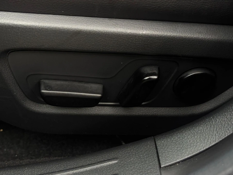 2025 Mazda CX-50 - Image 23 of 31