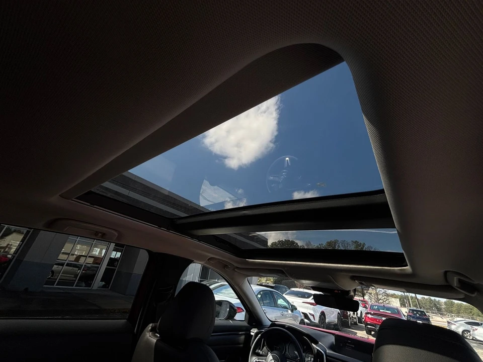 2025 Mazda CX-50 - Image 30 of 31