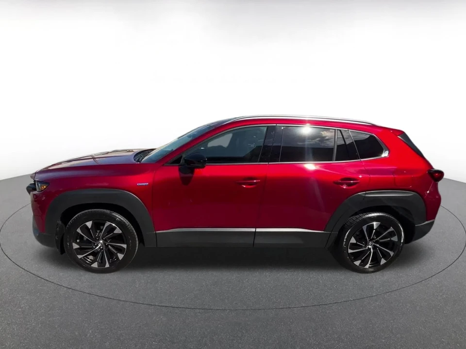 2025 Mazda CX-50 - Image 10 of 31