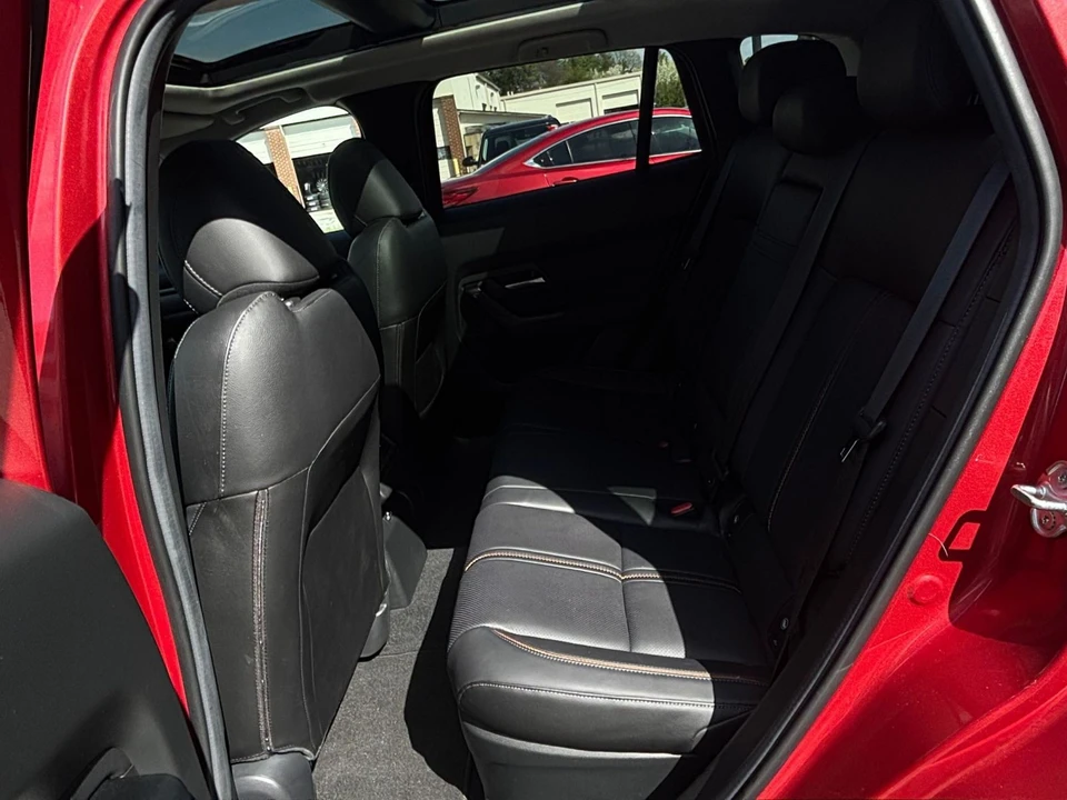 2025 Mazda CX-50 - Image 27 of 31