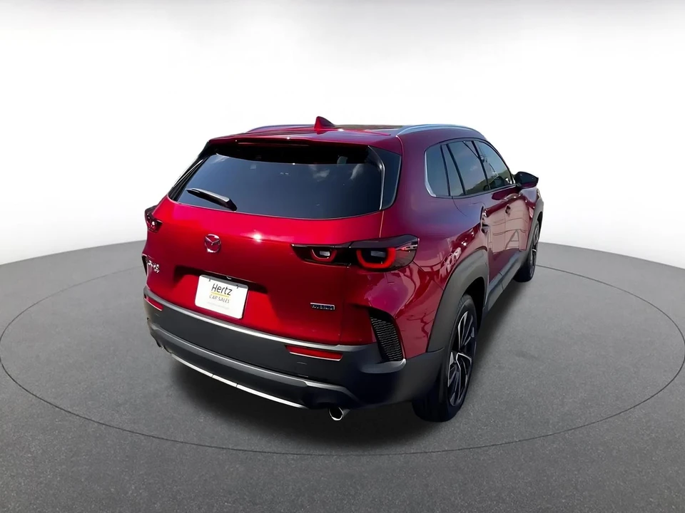 2025 Mazda CX-50 - Image 17 of 31