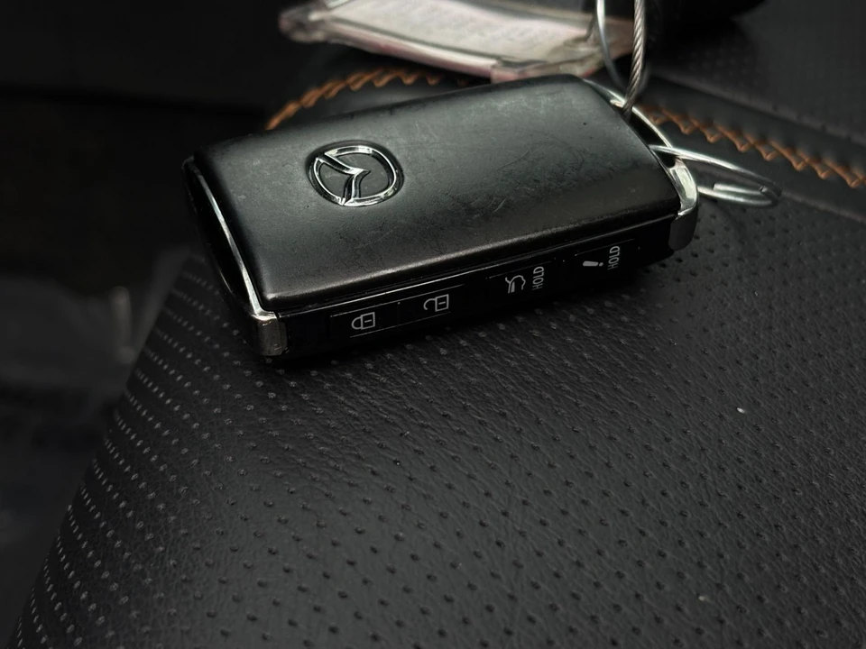 2025 Mazda CX-50 - Image 22 of 31
