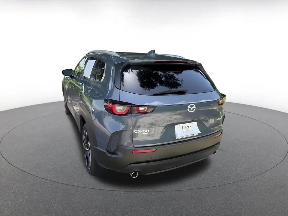 2025 Mazda CX-50 - Image 14 of 31