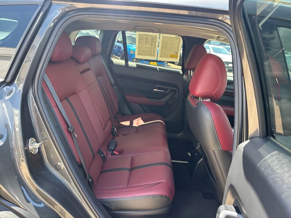 2025 Mazda CX-50 - Image 29 of 31