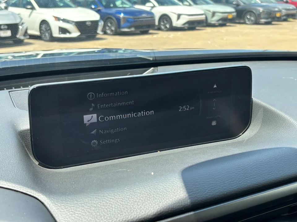 2025 Mazda CX-50 - Image 22 of 31
