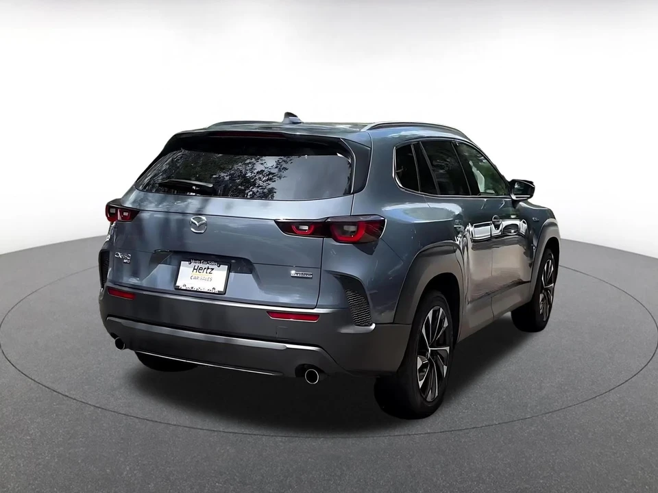 2025 Mazda CX-50 - Image 16 of 31