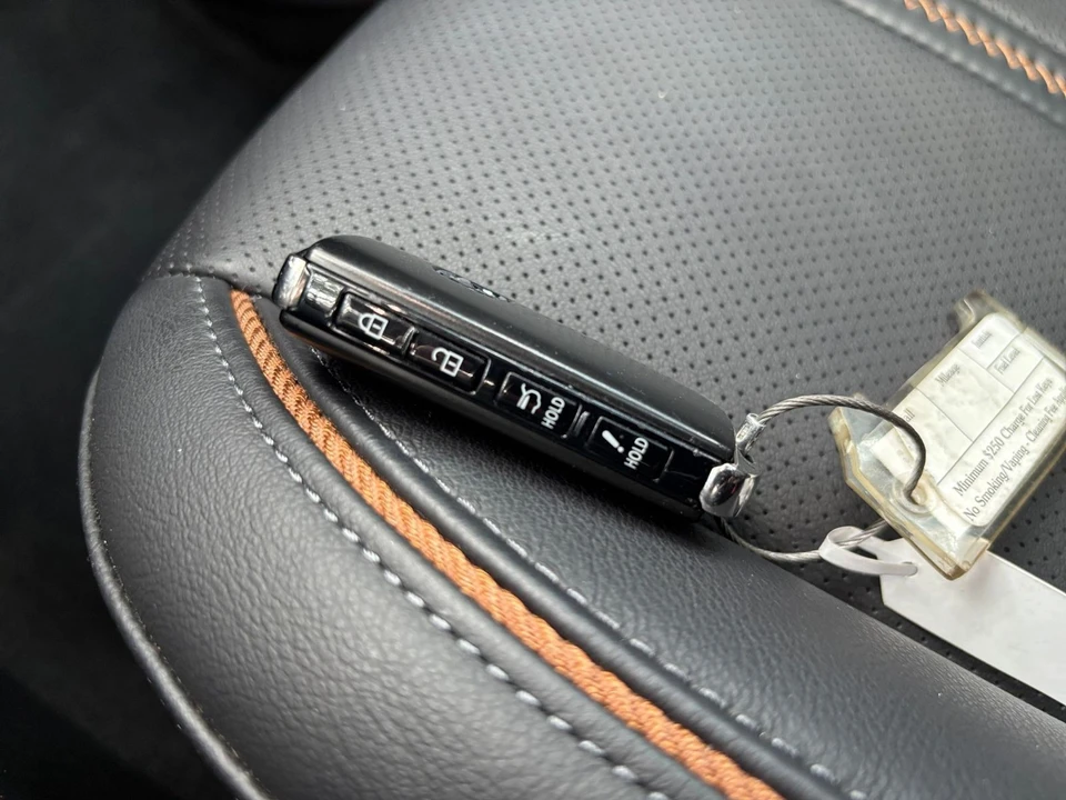 2025 Mazda CX-50 - Image 24 of 31