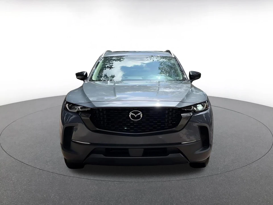 2025 Mazda CX-50 - Image 4 of 31