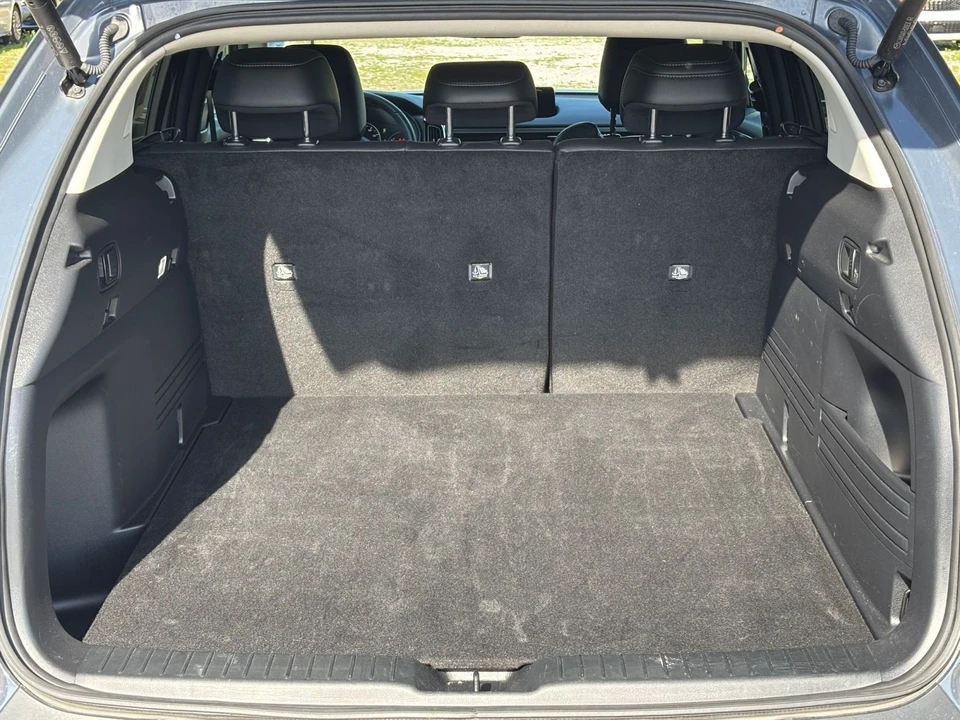 2025 Mazda CX-50 - Image 30 of 31