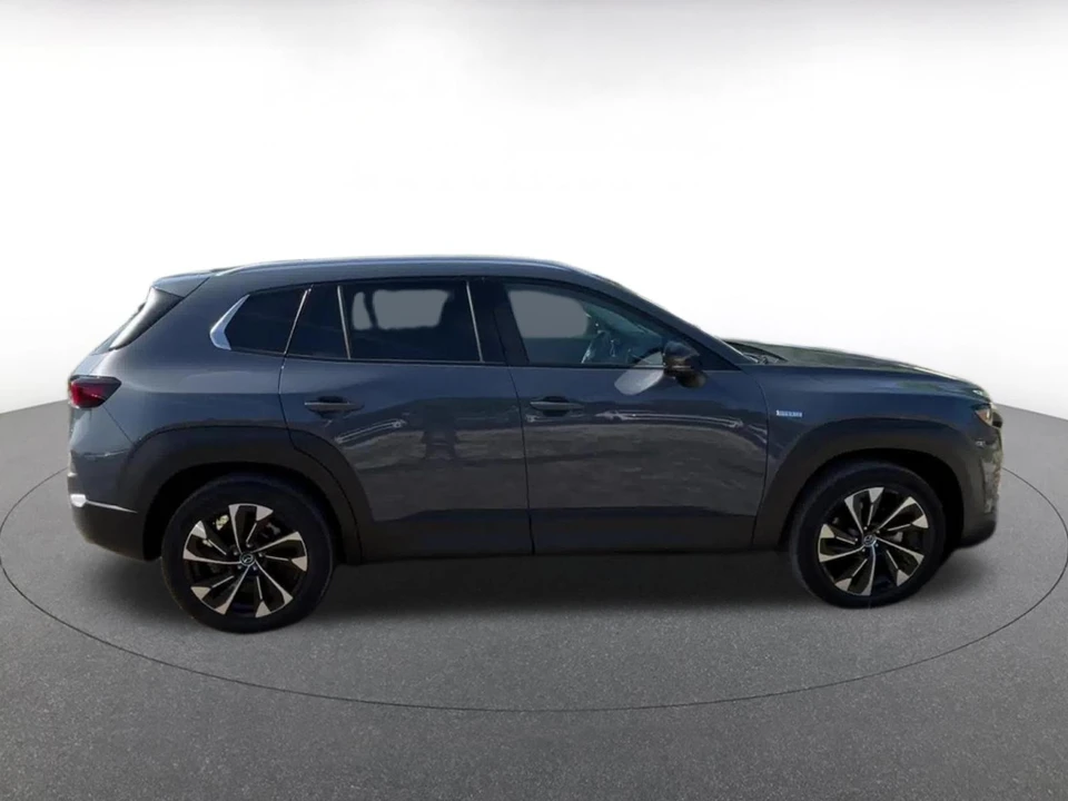2025 Mazda CX-50 - Image 15 of 31