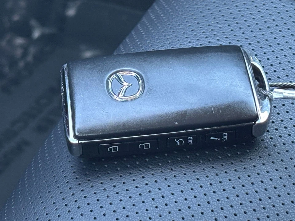 2025 Mazda CX-50 - Image 21 of 31