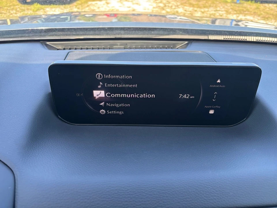 2025 Mazda CX-50 - Image 16 of 31