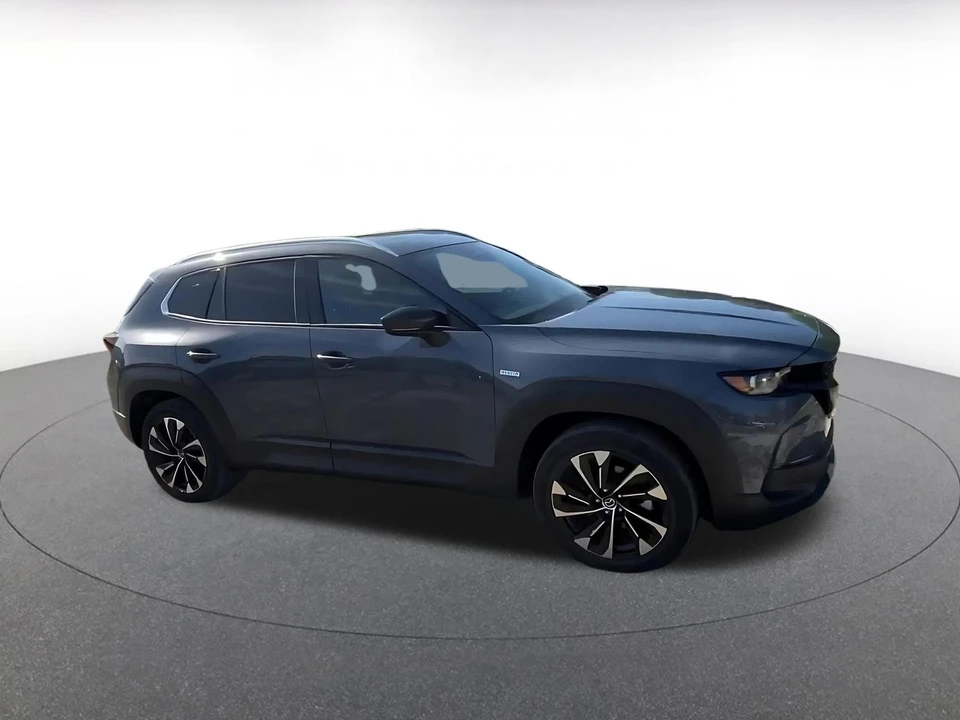2025 Mazda CX-50 - Image 2 of 31