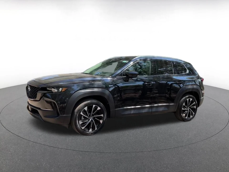 2025 Mazda CX-50 - Image 7 of 31