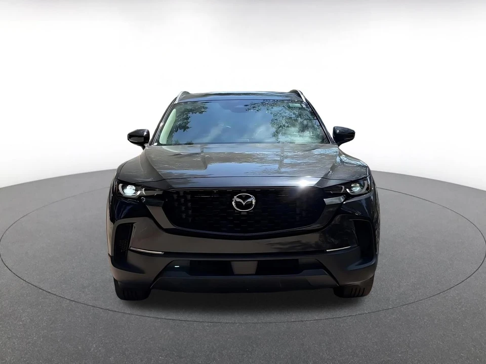 2025 Mazda CX-50 - Image 4 of 31