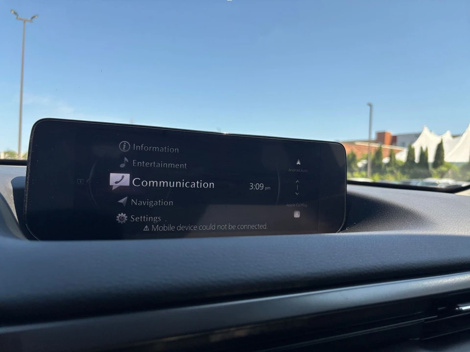 2025 Mazda CX-50 - Image 18 of 31