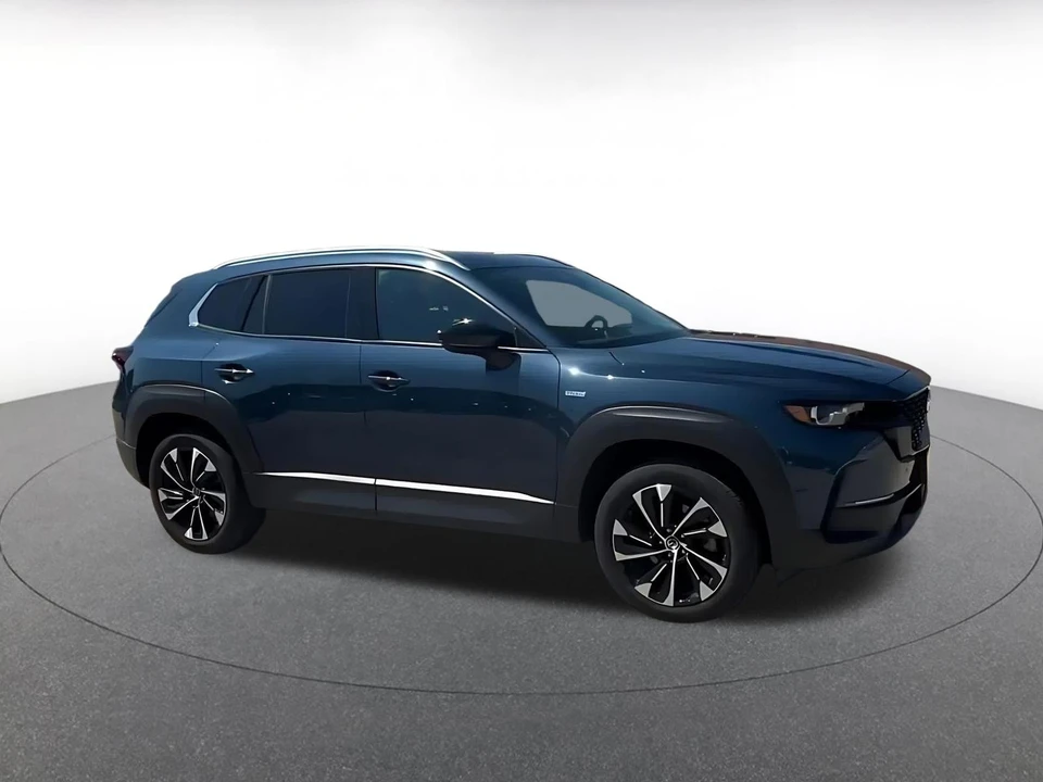 2025 Mazda CX-50 - Image 2 of 31