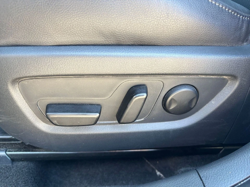2025 Mazda CX-50 - Image 20 of 31