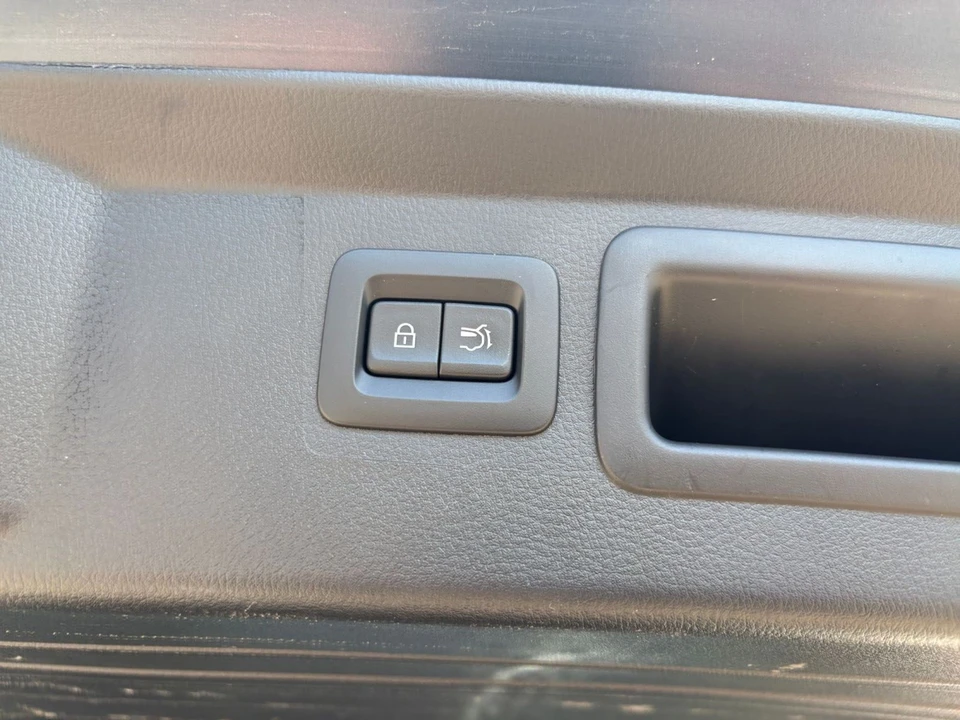 2025 Mazda CX-50 - Image 21 of 31