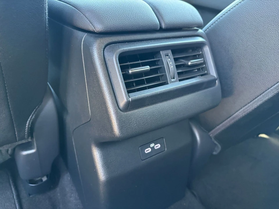 2025 Mazda CX-50 - Image 21 of 31