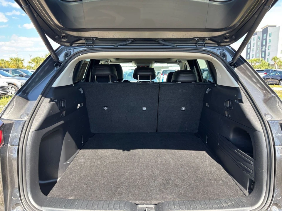 2025 Mazda CX-50 - Image 29 of 31