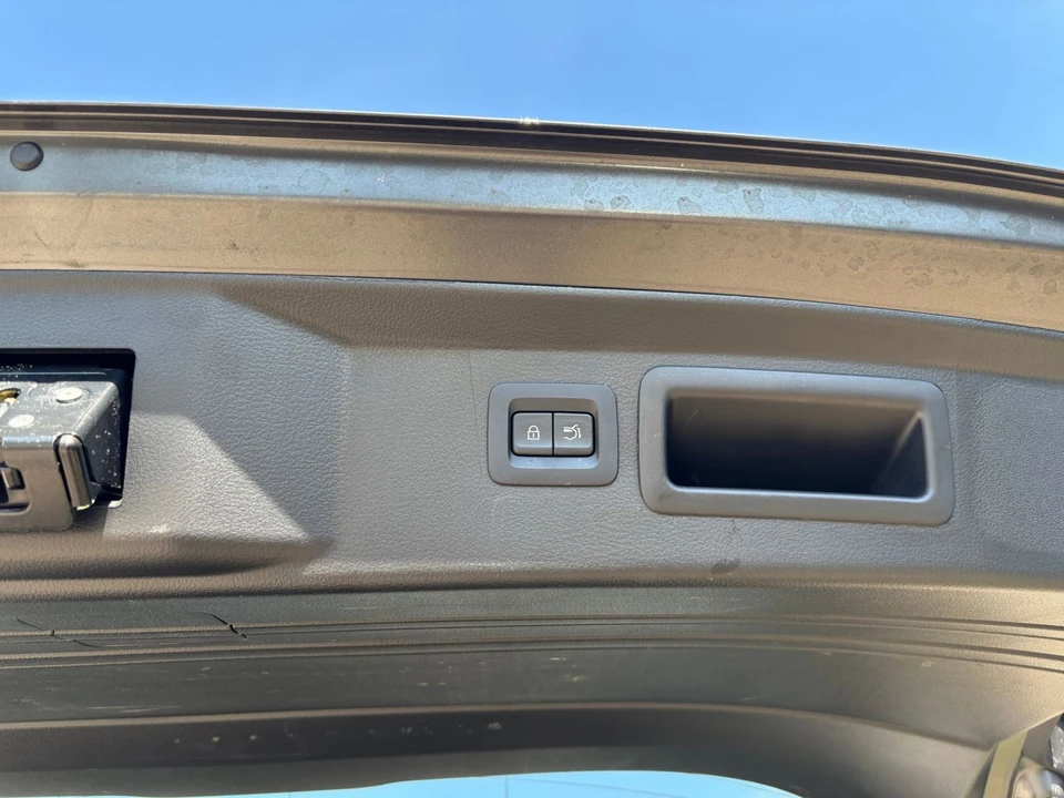 2025 Mazda CX-50 - Image 26 of 31