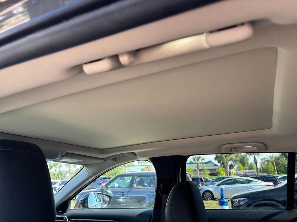 2025 Mazda CX-50 - Image 26 of 31