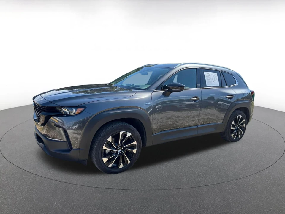 2025 Mazda CX-50 - Image 4 of 31