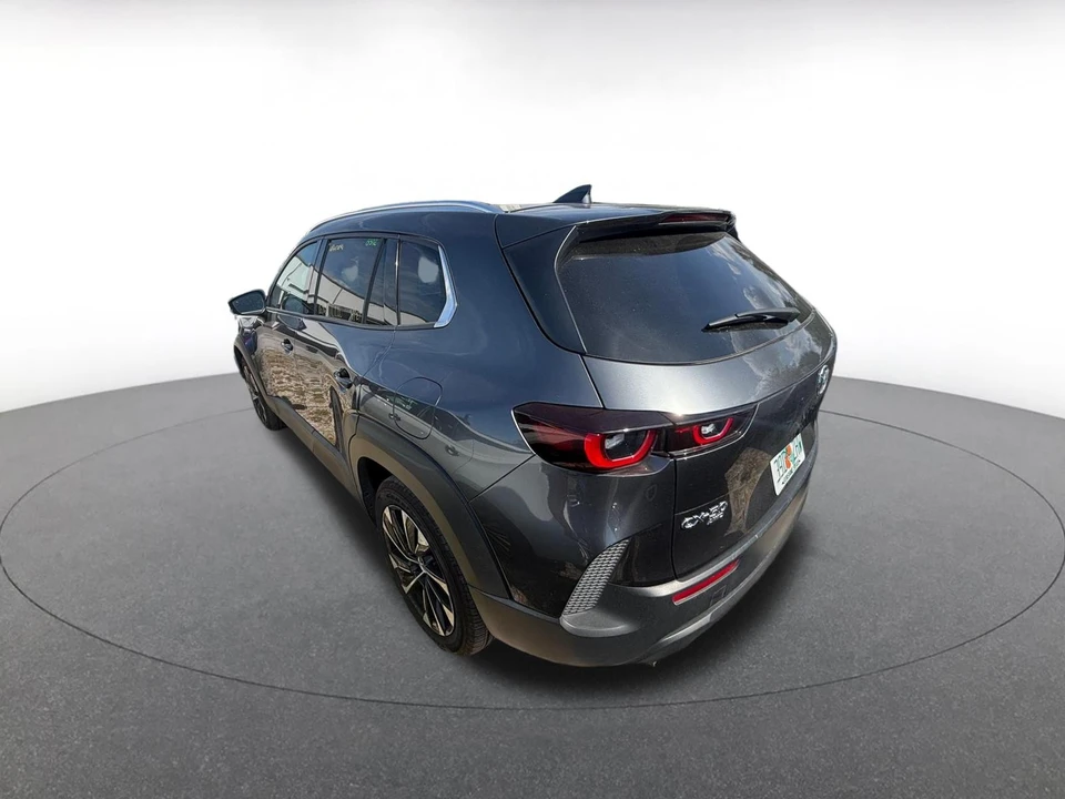2025 Mazda CX-50 - Image 6 of 10