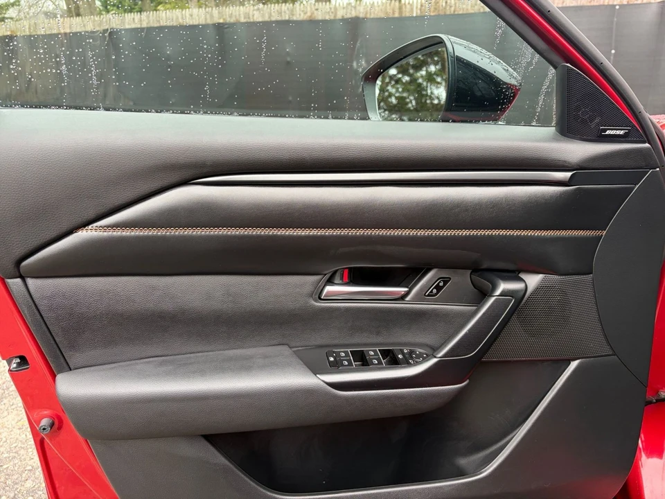 2025 Mazda CX-50 - Image 20 of 31