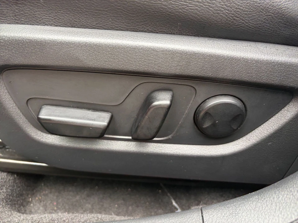 2025 Mazda CX-50 - Image 18 of 31
