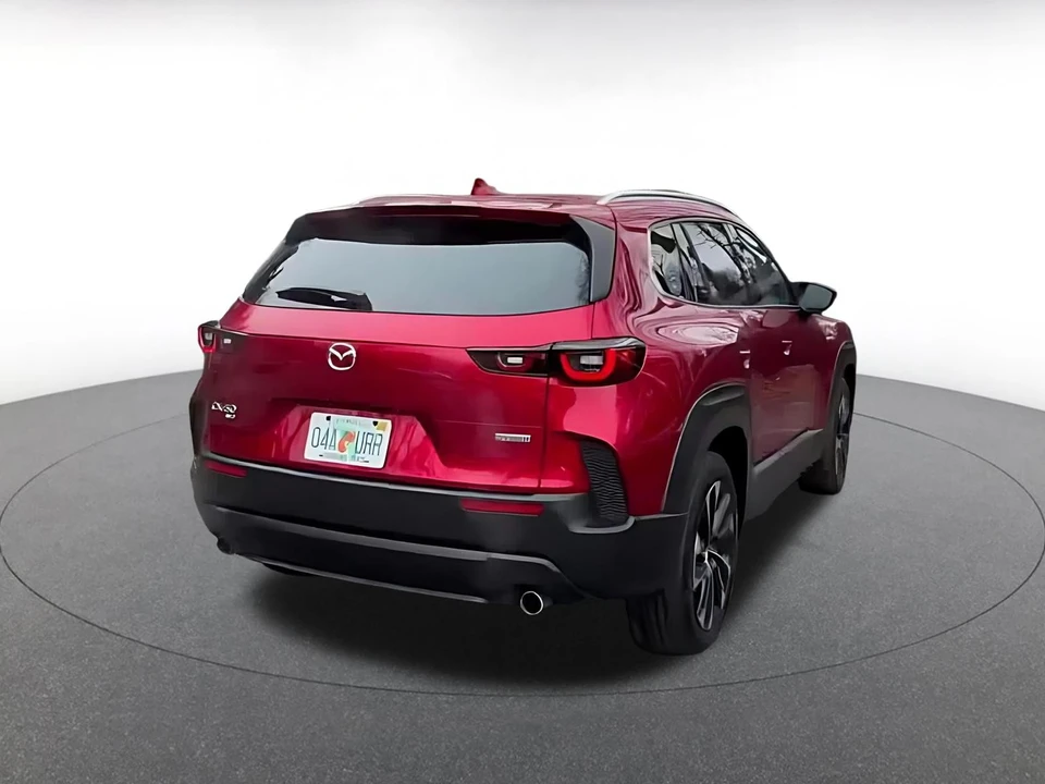 2025 Mazda CX-50 - Image 16 of 31