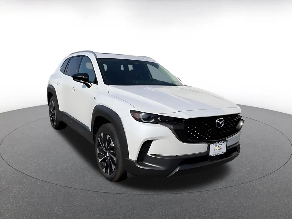2025 Mazda CX-50 - Image 3 of 31
