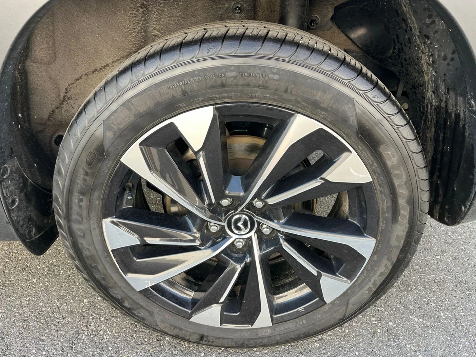 2025 Mazda CX-50 - Image 27 of 31