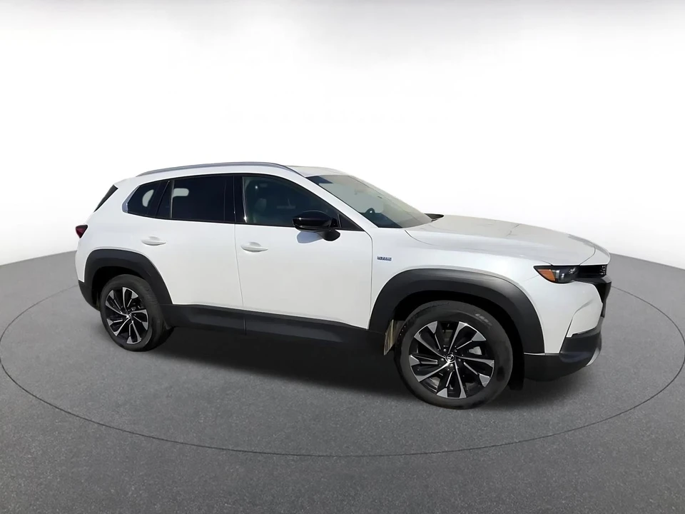2025 Mazda CX-50 - Image 2 of 31
