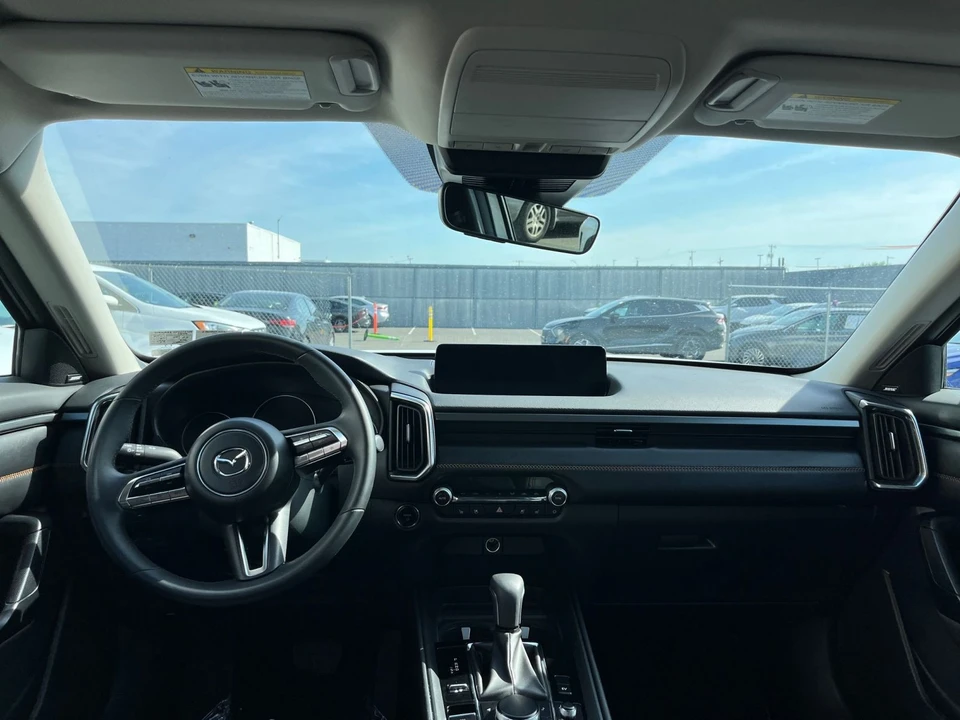 2025 Mazda CX-50 - Image 30 of 31