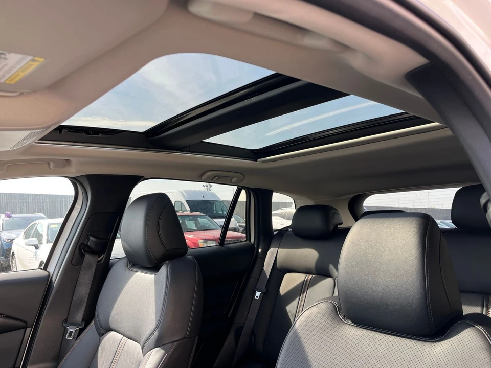 2025 Mazda CX-50 - Image 25 of 31