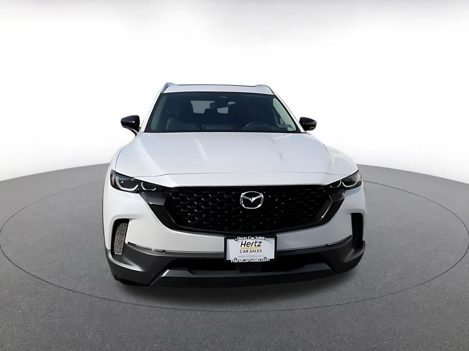 2025 Mazda CX-50 - Image 4 of 31
