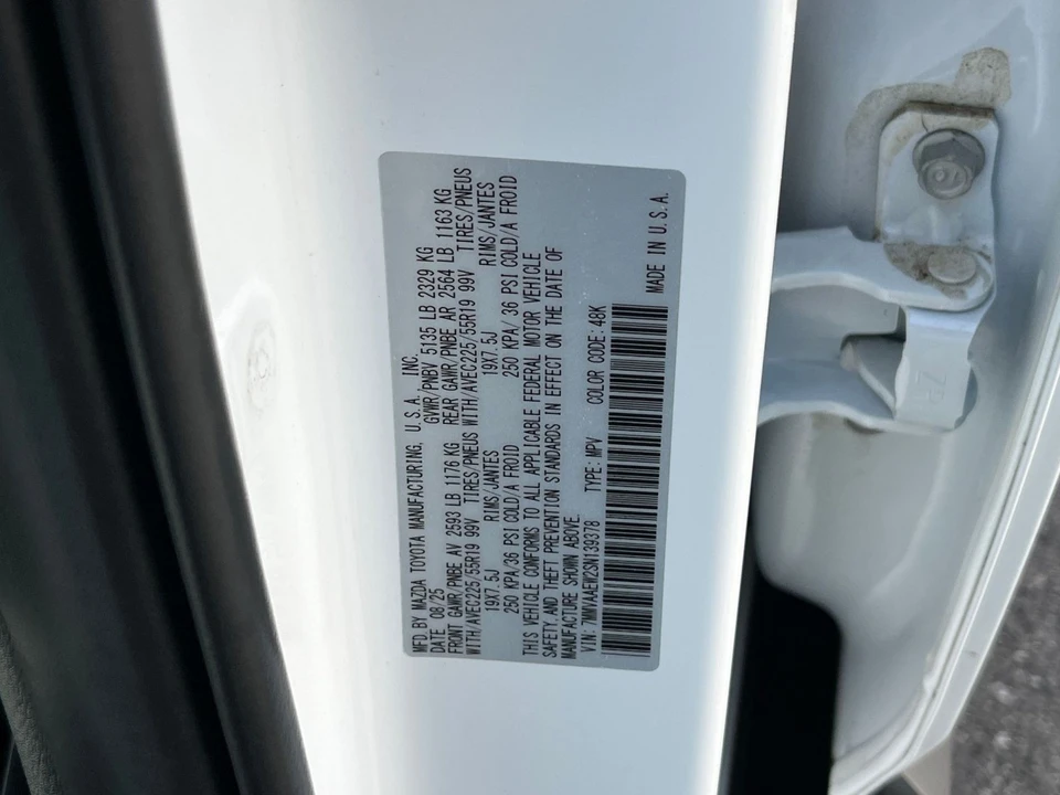 2025 Mazda CX-50 - Image 26 of 31