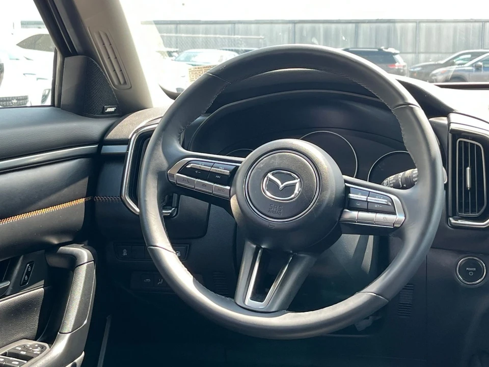 2025 Mazda CX-50 - Image 26 of 31