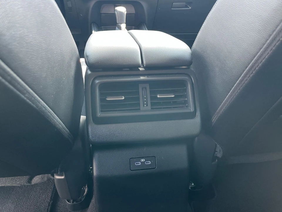 2025 Mazda CX-50 - Image 26 of 31