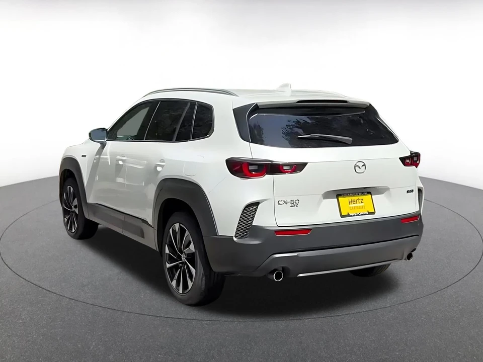 2025 Mazda CX-50 - Image 12 of 31