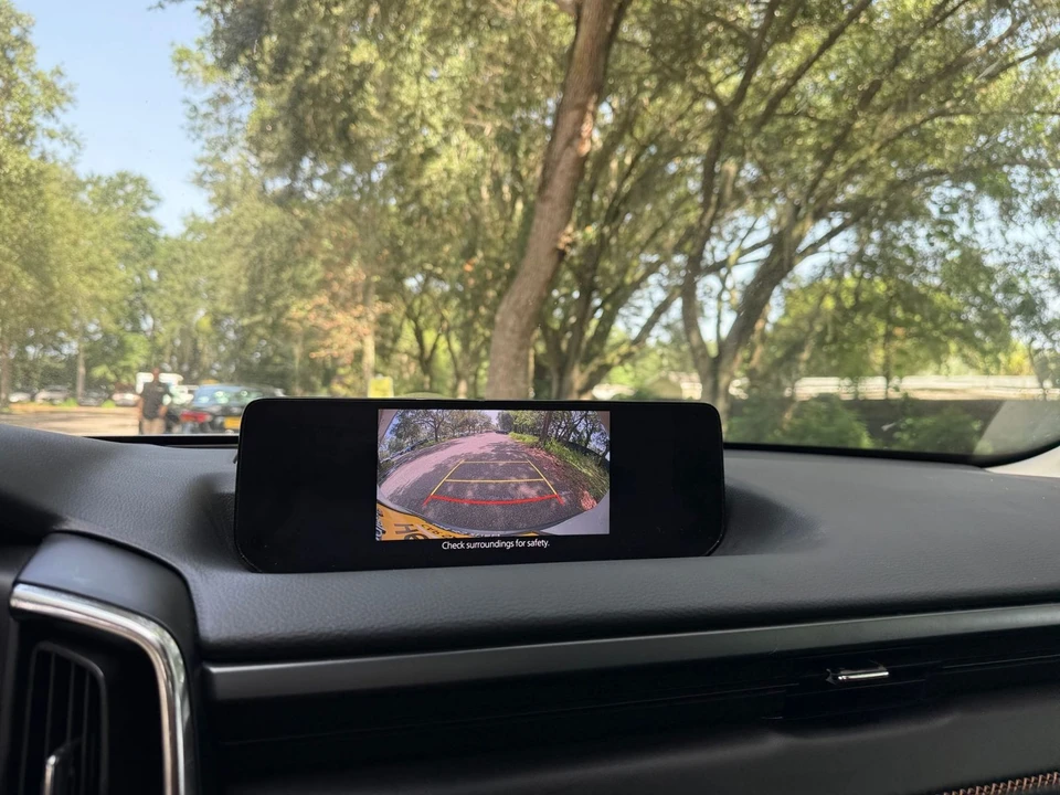 2025 Mazda CX-50 - Image 26 of 31