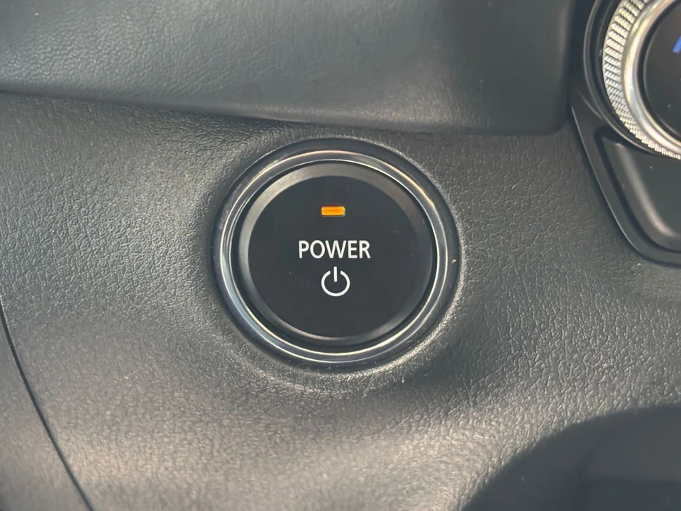 2025 Mazda CX-50 - Image 23 of 31