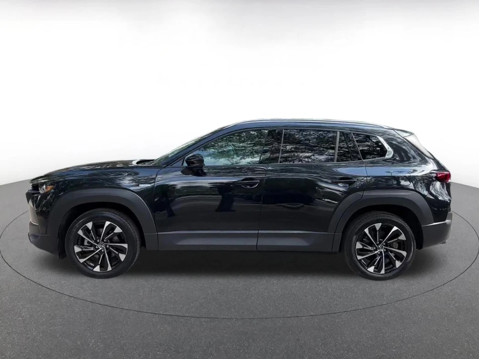 2025 Mazda CX-50 - Image 11 of 31