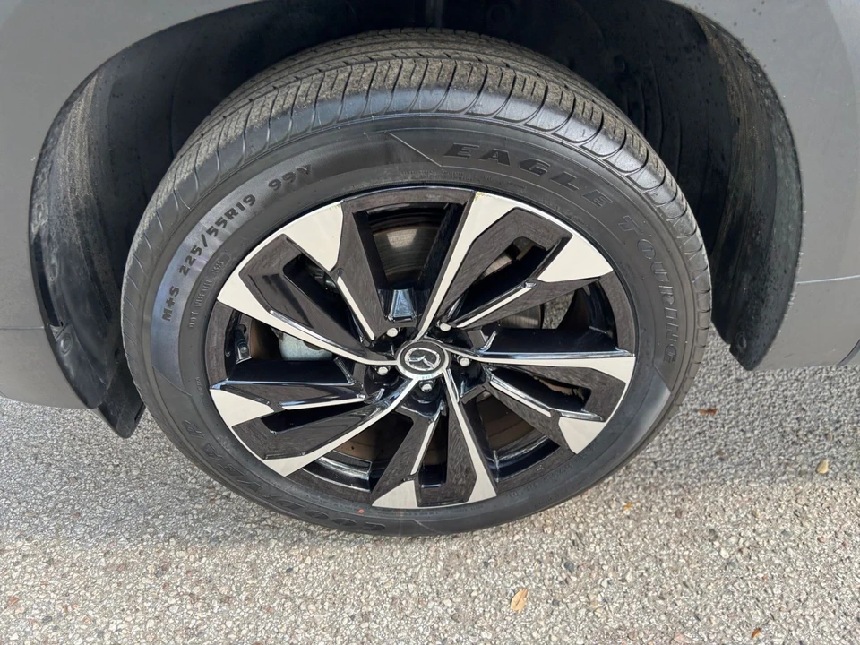 2025 Mazda CX-50 - Image 30 of 31