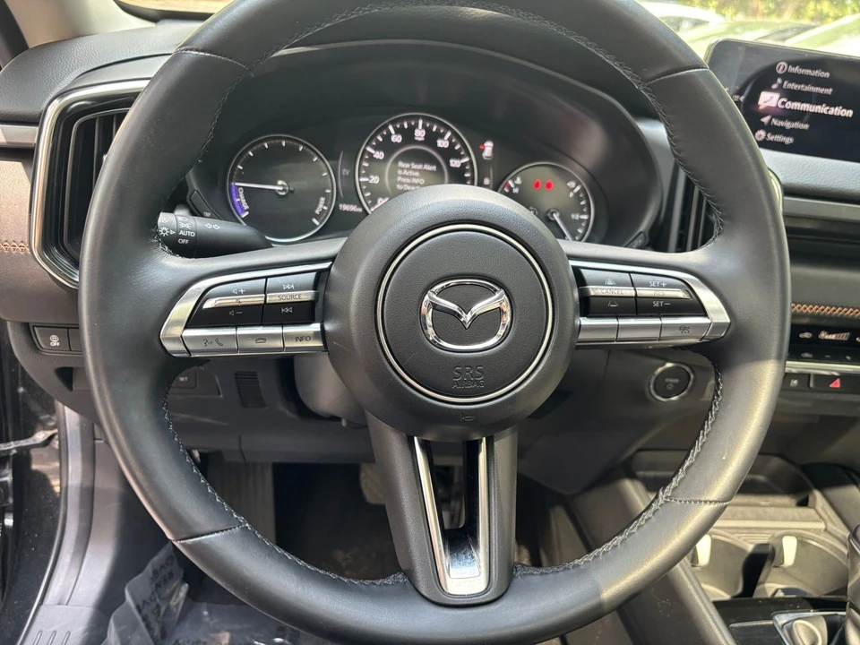 2025 Mazda CX-50 - Image 27 of 31