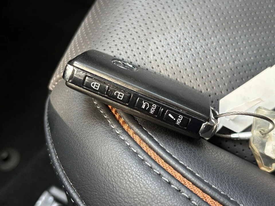 2025 Mazda CX-50 - Image 20 of 31